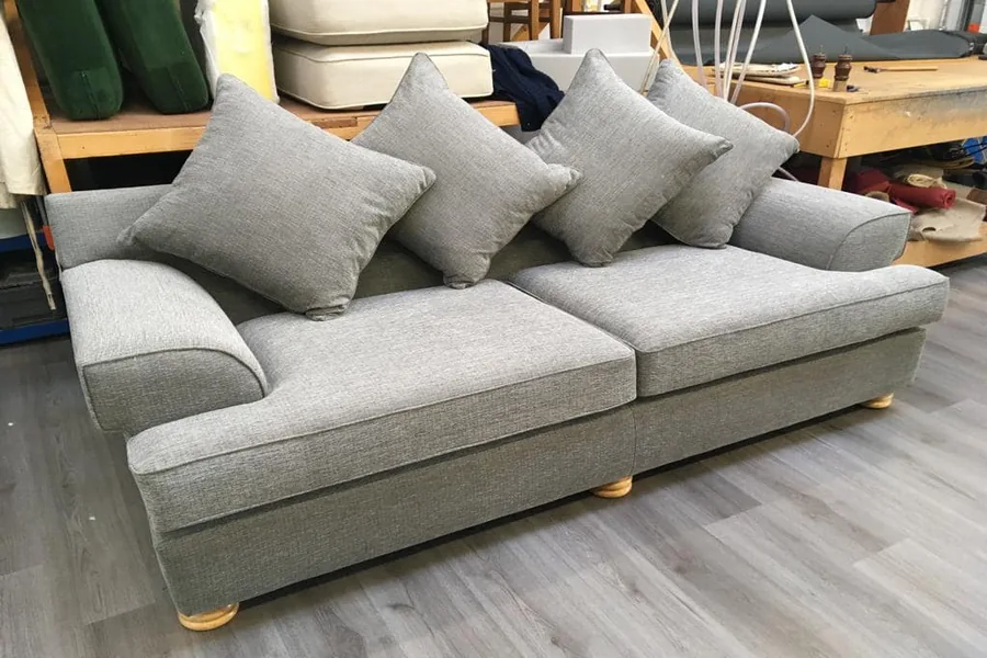 Home Sofa Upholstery Service – تنجيد كنب في المنزل